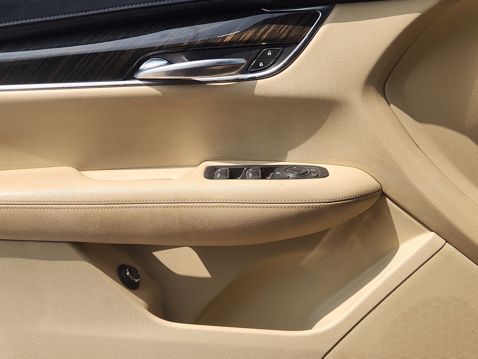 2017 Cadillac XT5 Base