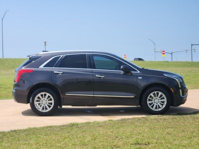 2017 Cadillac XT5 Base