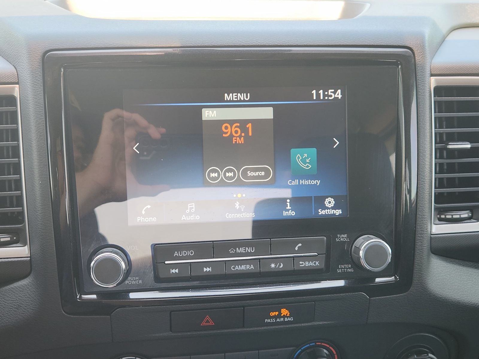 2022 Nissan Frontier SV