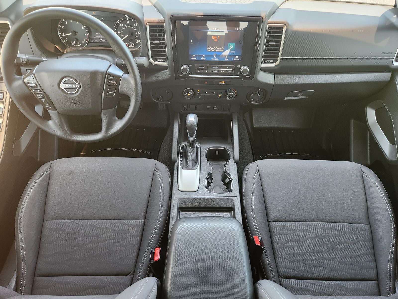 2022 Nissan Frontier SV