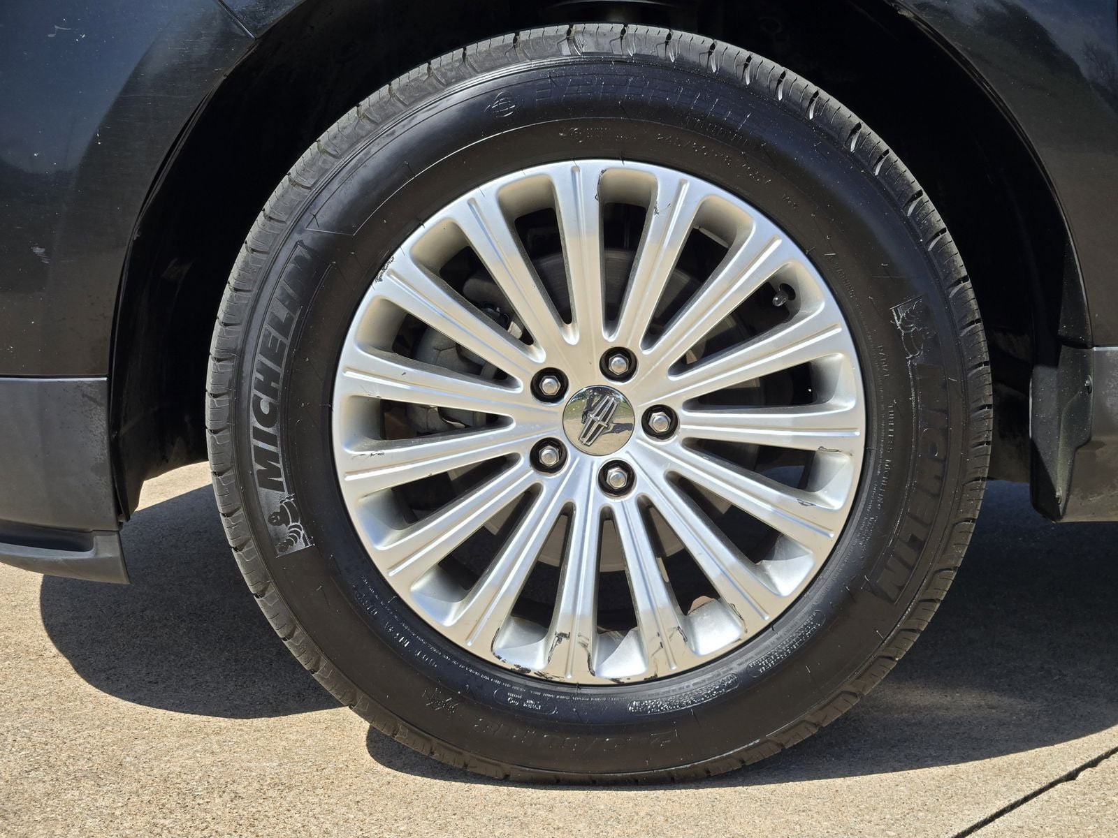 2013 Lincoln MKX Base