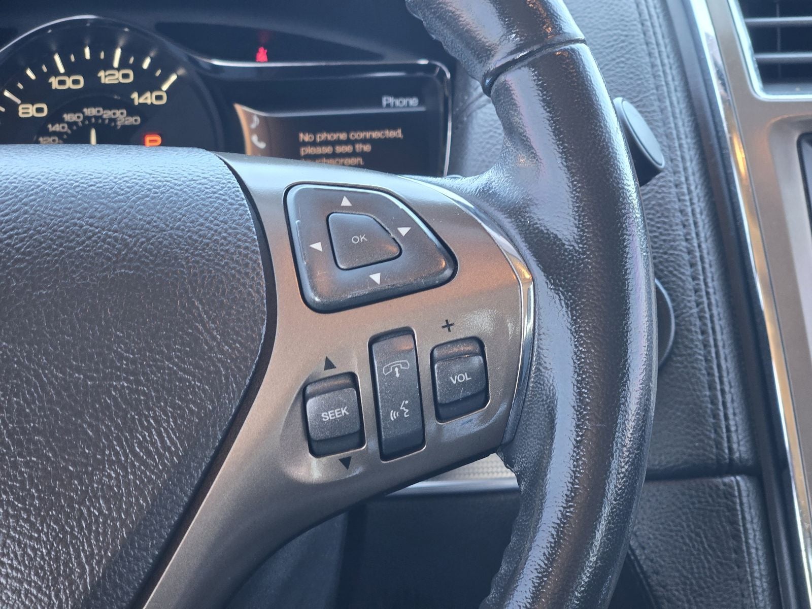 2013 Lincoln MKX Base