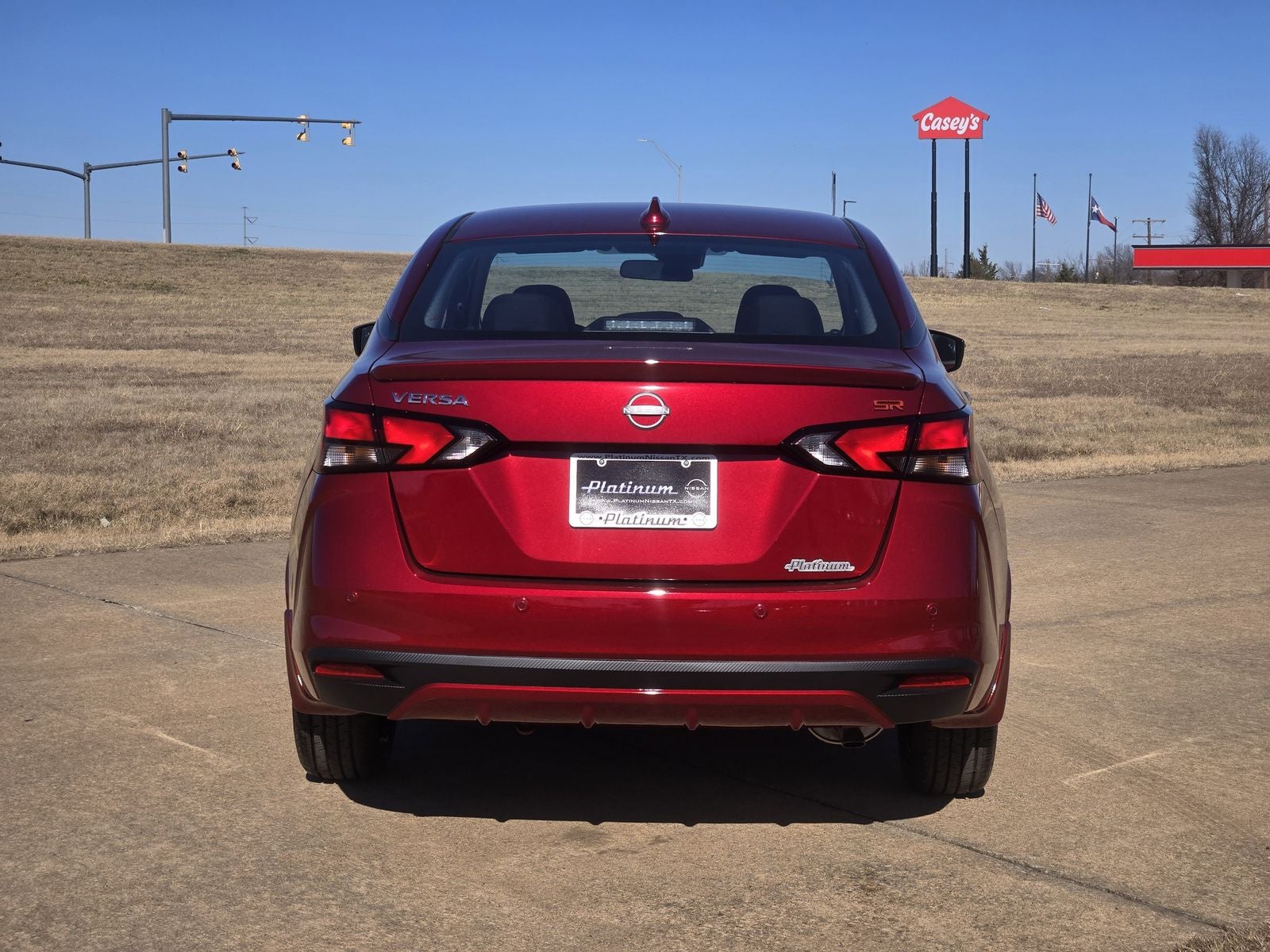 2025 Nissan Versa 1.6 SR