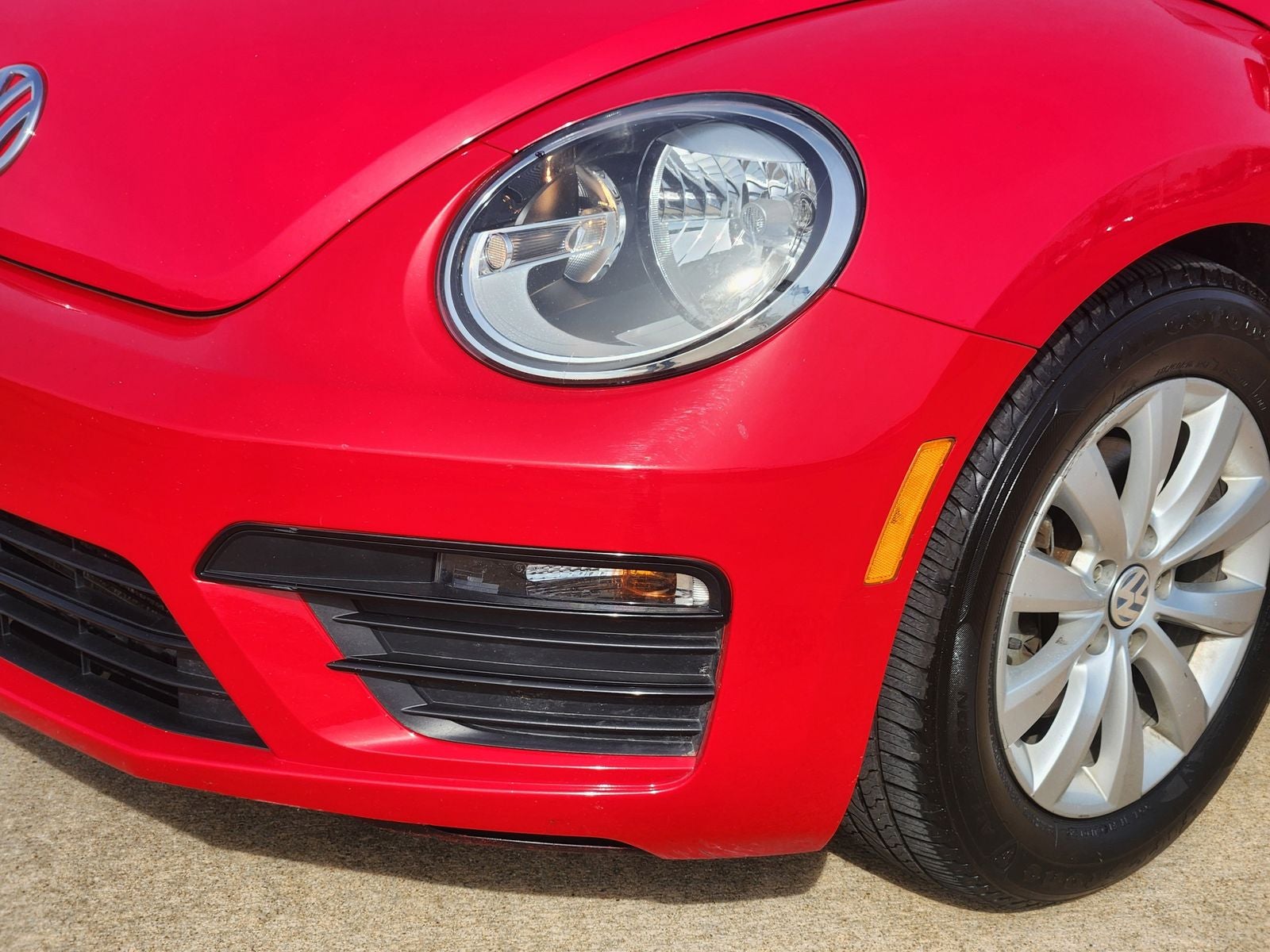 2019 Volkswagen Beetle 2.0T S
