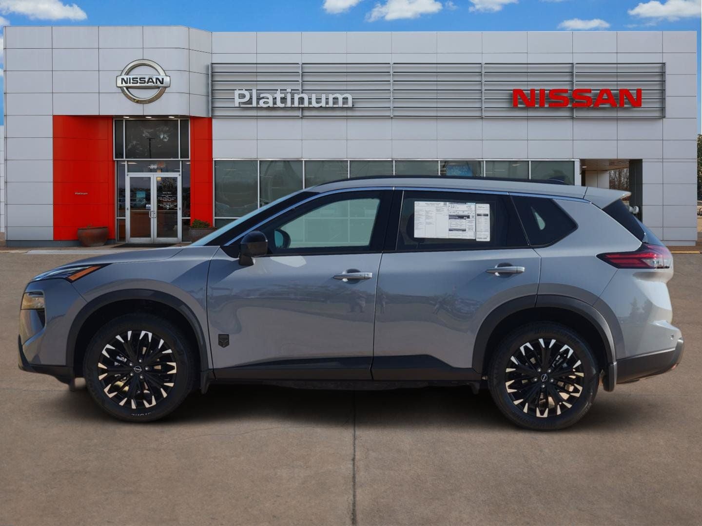 2026 Nissan Rogue Dark Armor