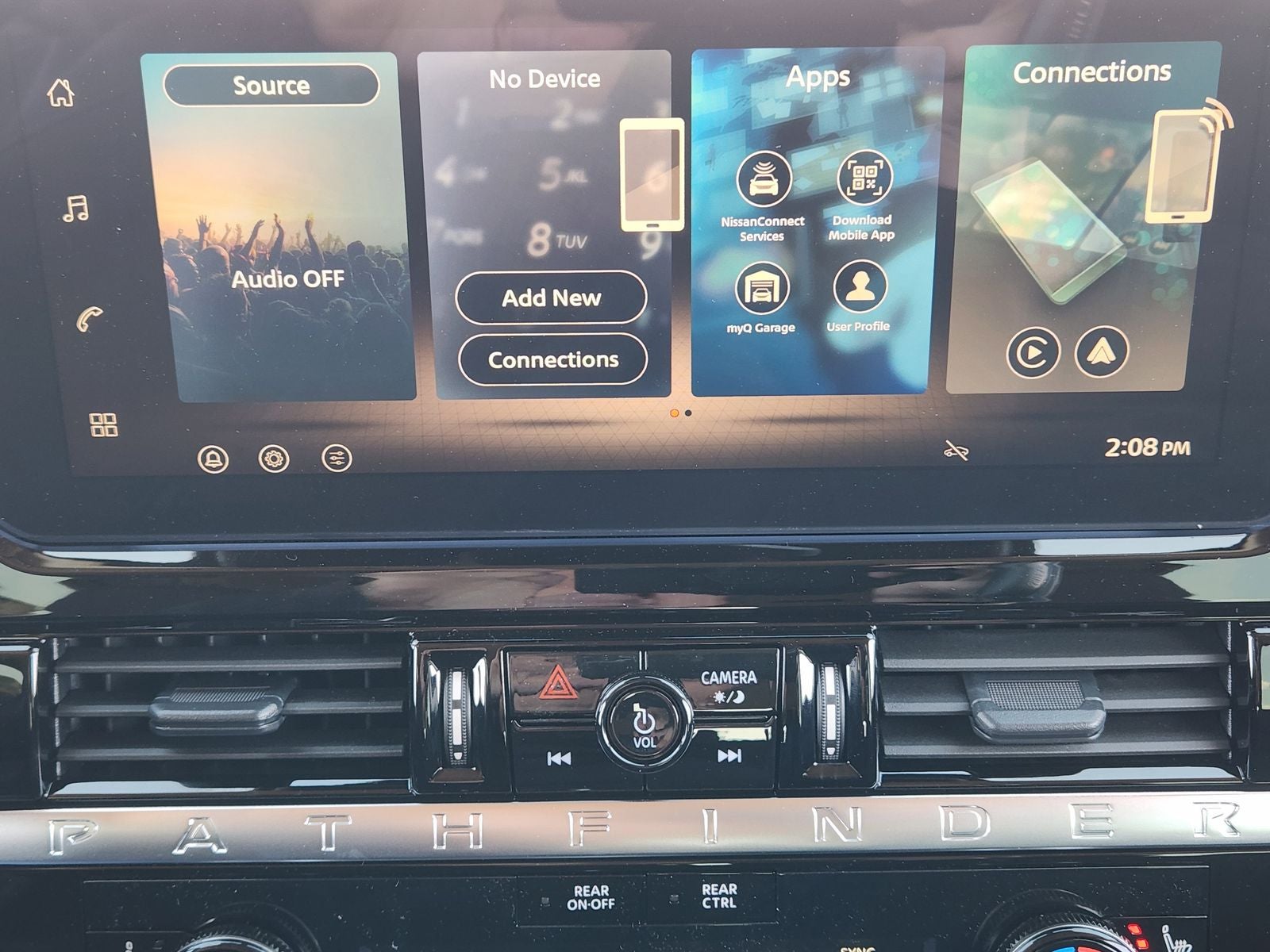 2026 Nissan Pathfinder SV