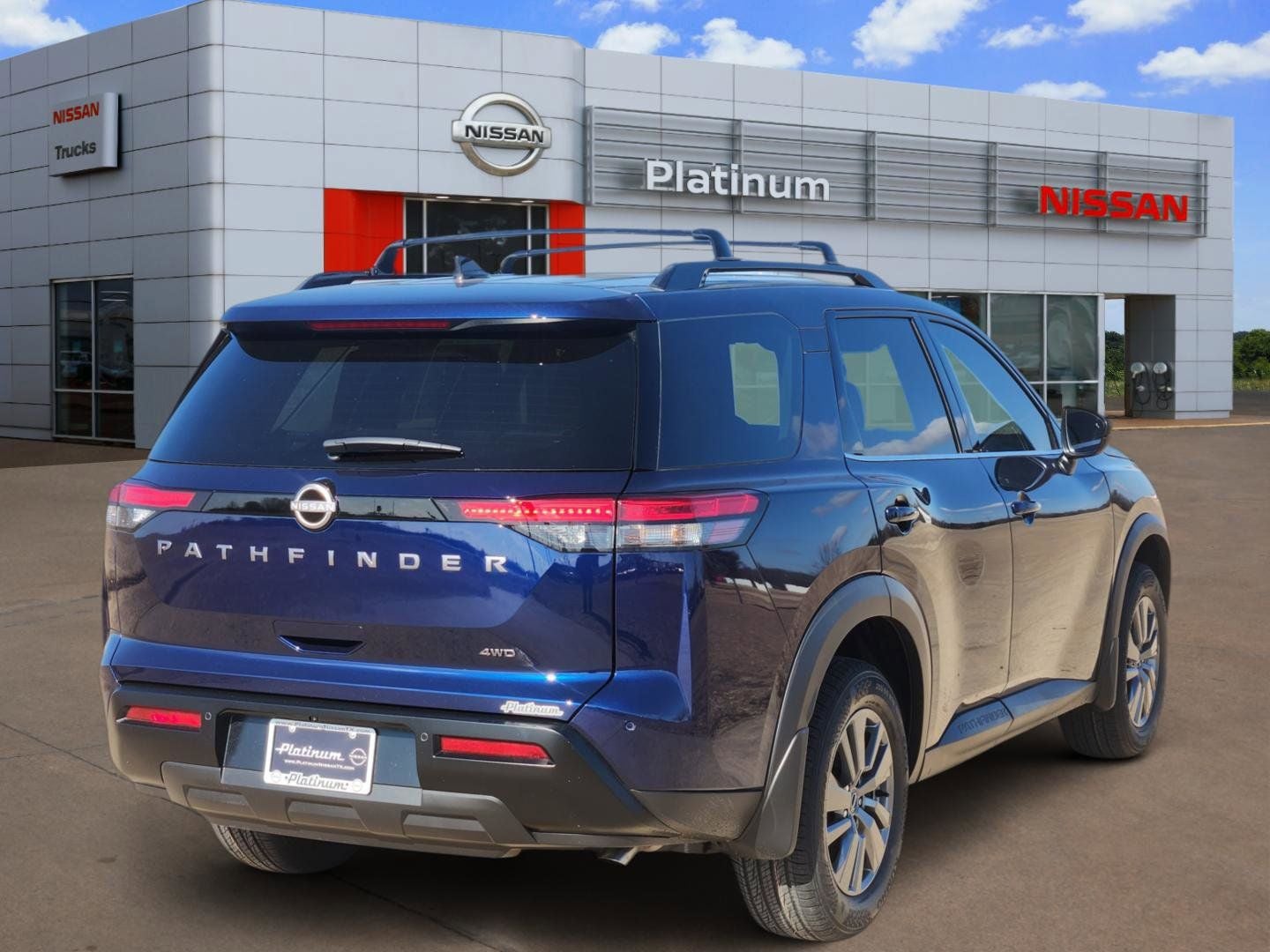 2026 Nissan Pathfinder SV