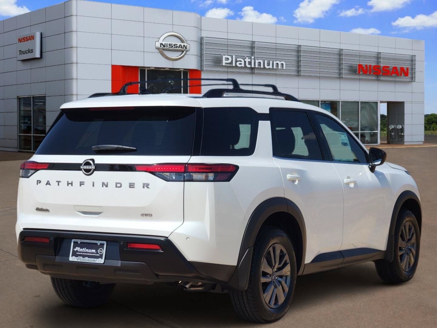 2026 Nissan Pathfinder SV