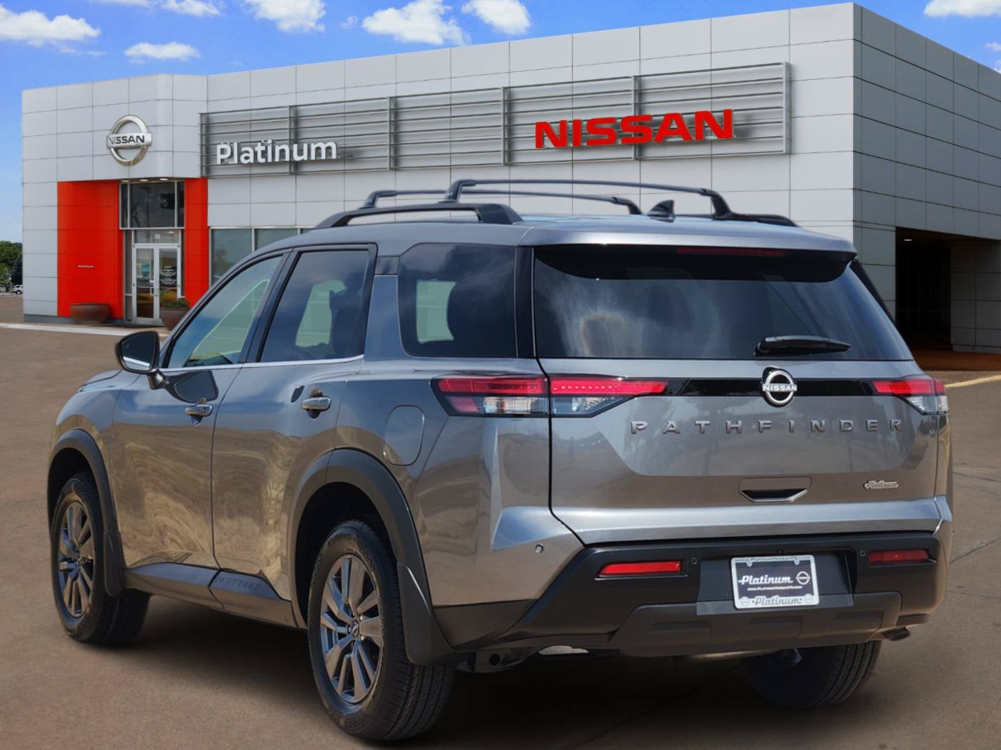 2026 Nissan Pathfinder SV