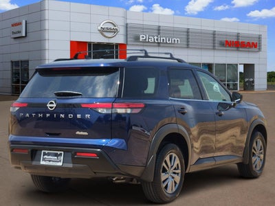 2026 Nissan Pathfinder SV