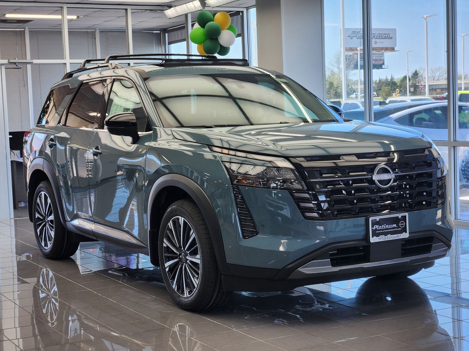 2026 Nissan Pathfinder Platinum