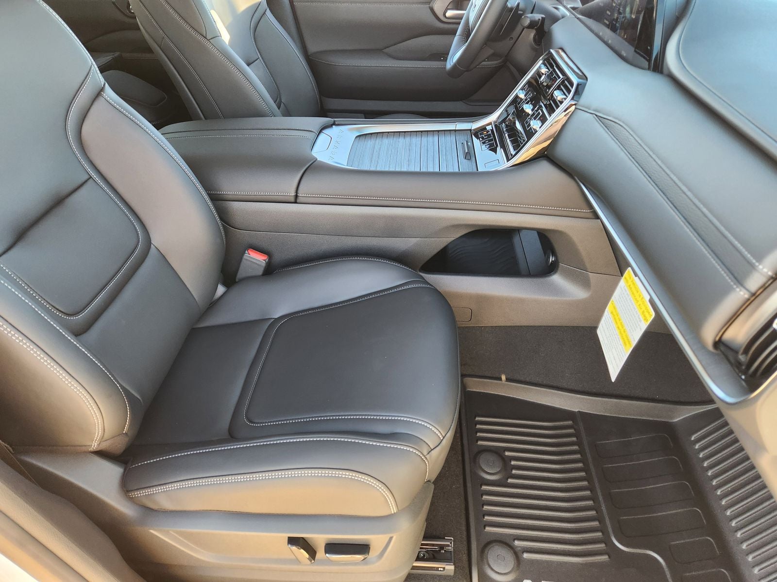 2026 Nissan Armada SV