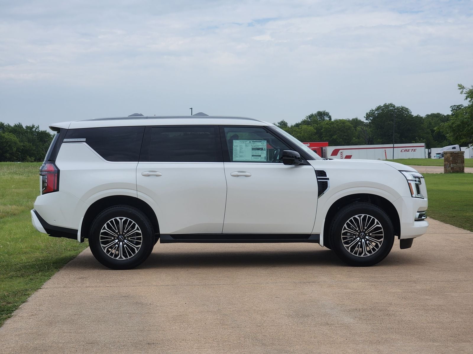 2026 Nissan Armada SL