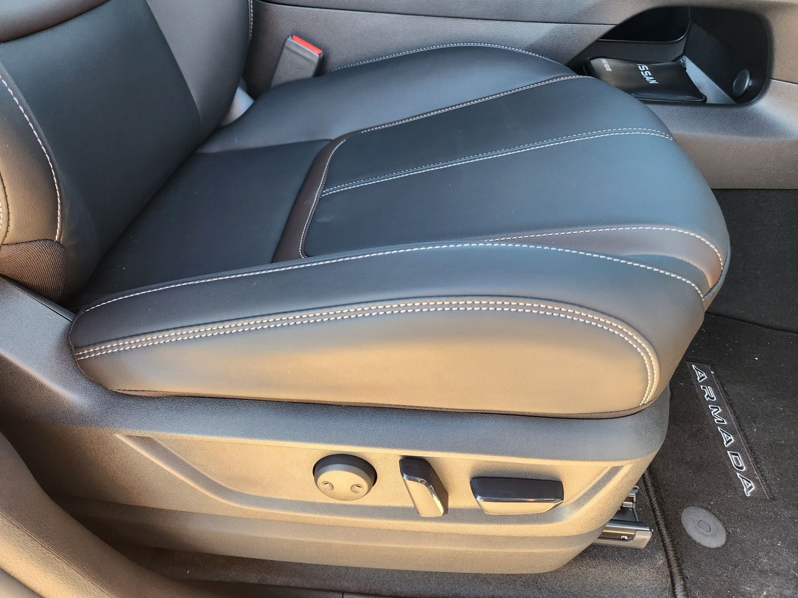 2025 Nissan Armada SL