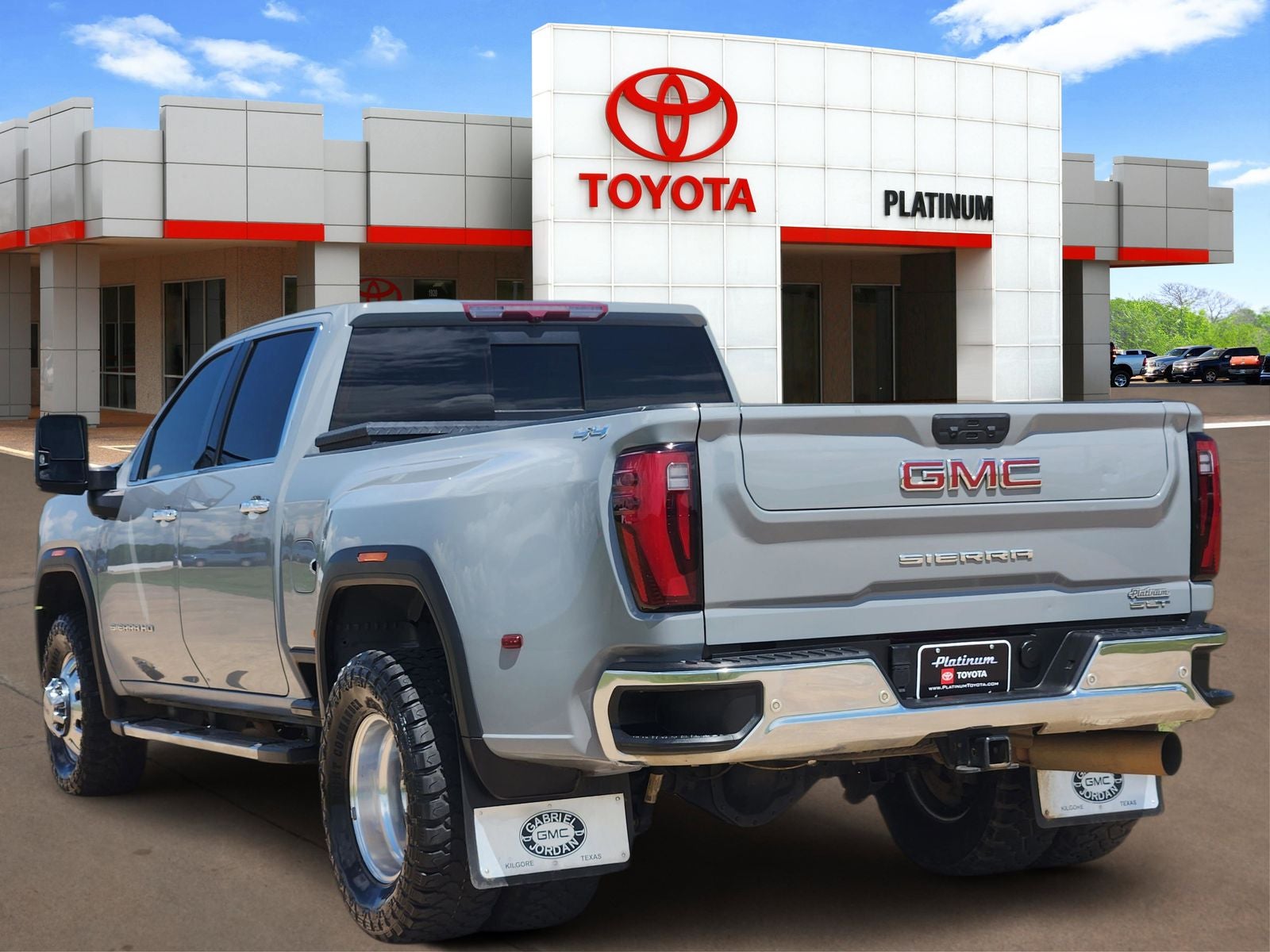 2024 GMC Sierra 3500HD SLT