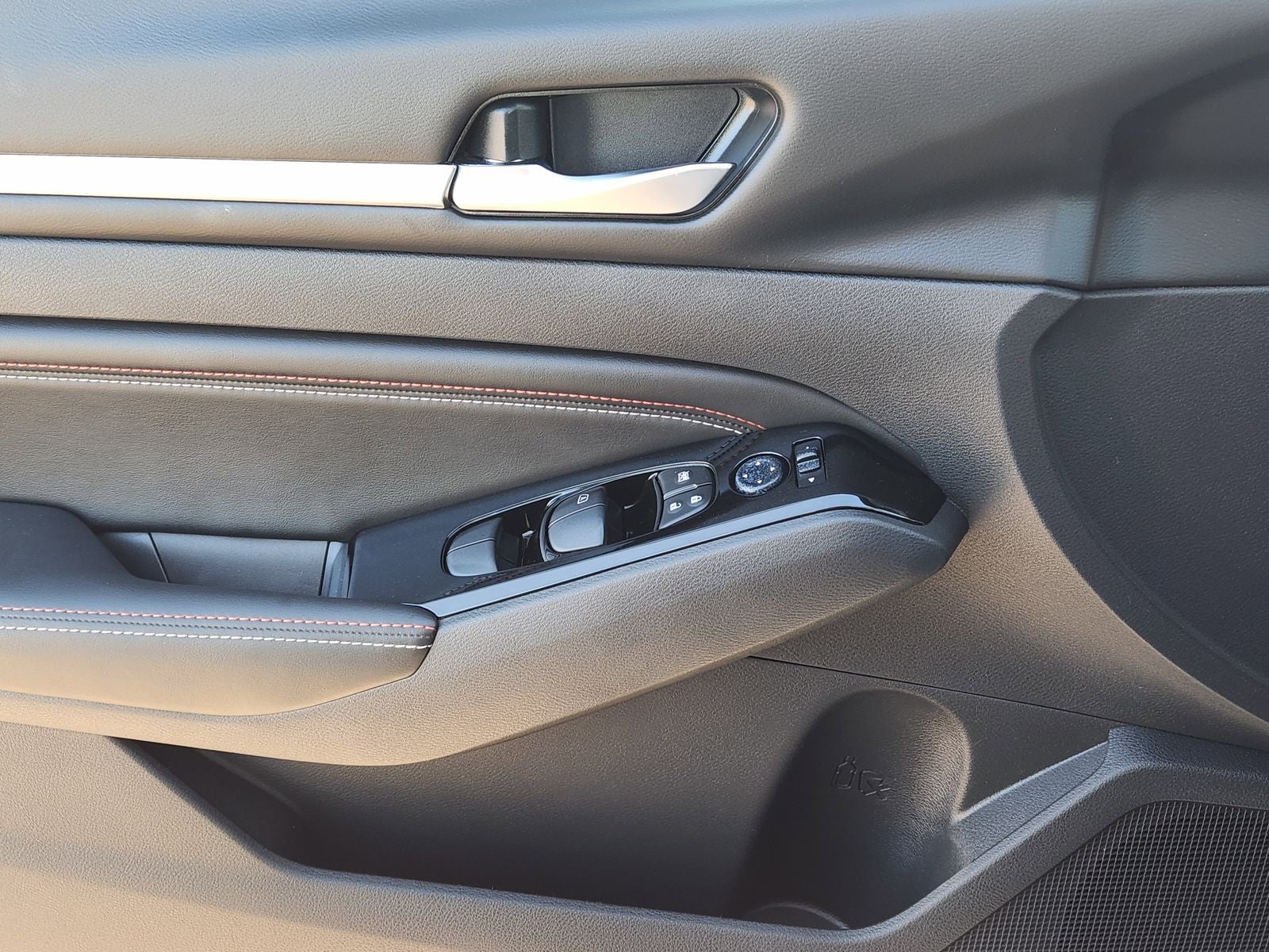 2023 Nissan Altima 2.0 SR