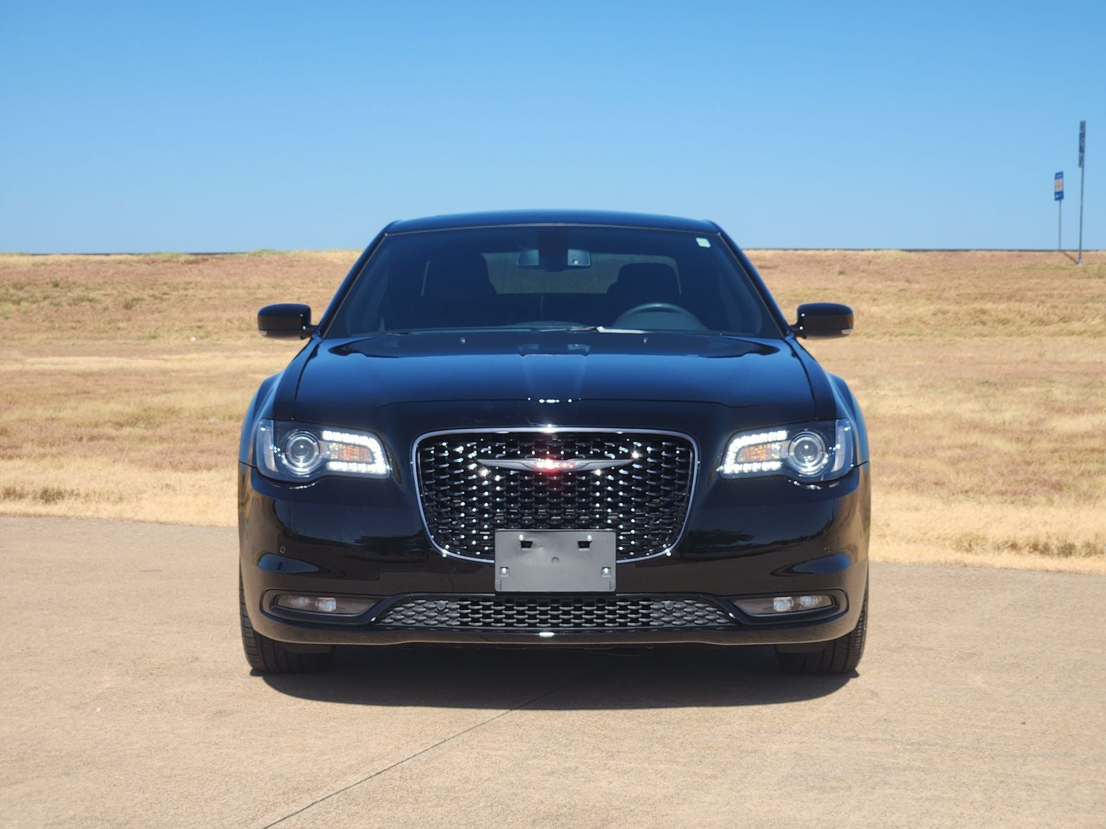 2023 Chrysler 300 S