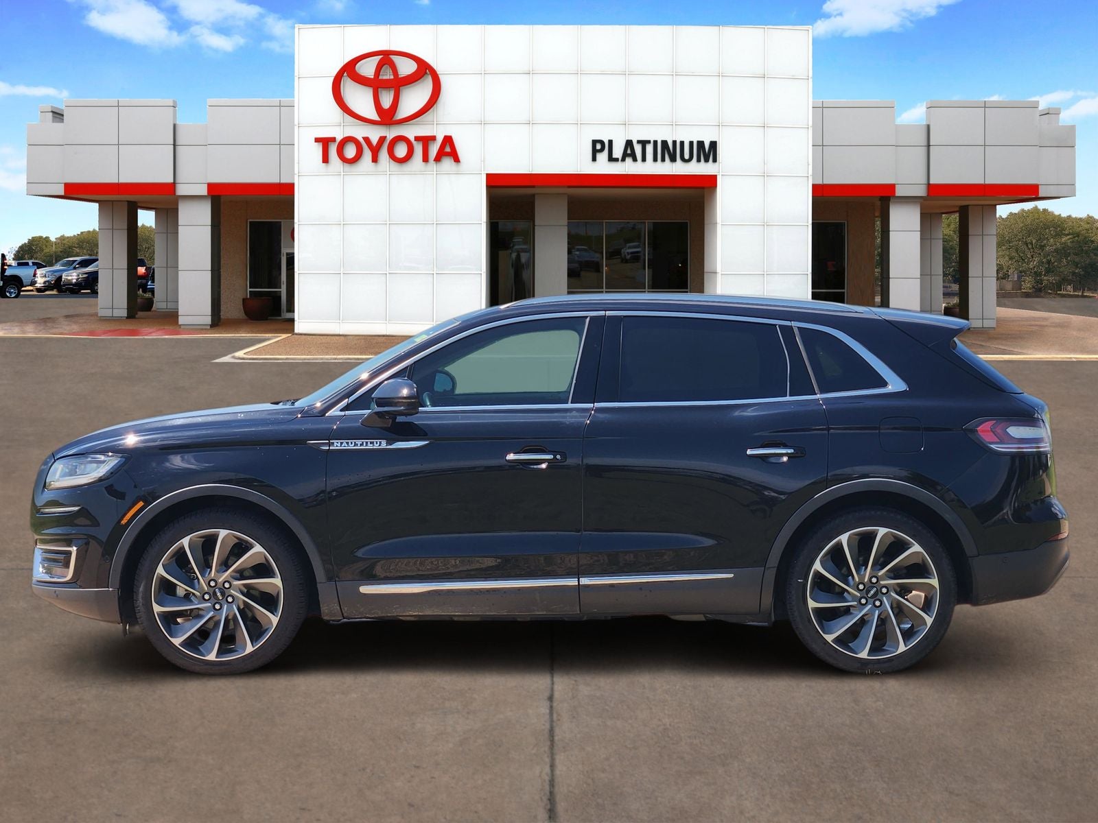 2020 Lincoln Nautilus Reserve