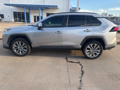 2019 Toyota RAV4 XLE Premium