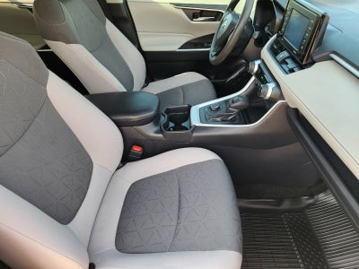 2020 Toyota RAV4 Hybrid XLE