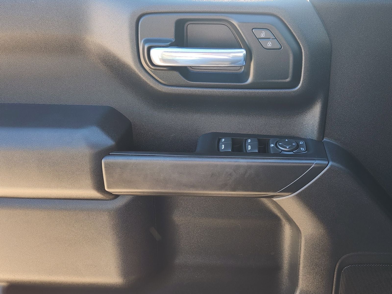 2022 Chevrolet Silverado 1500 LTD Custom Trail Boss