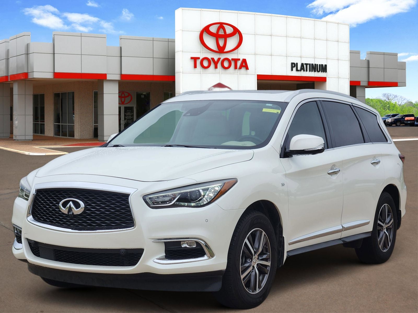 2019 INFINITI QX60 LUXE