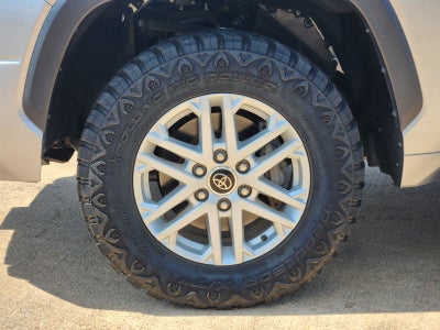 2022 Toyota Tundra SR5