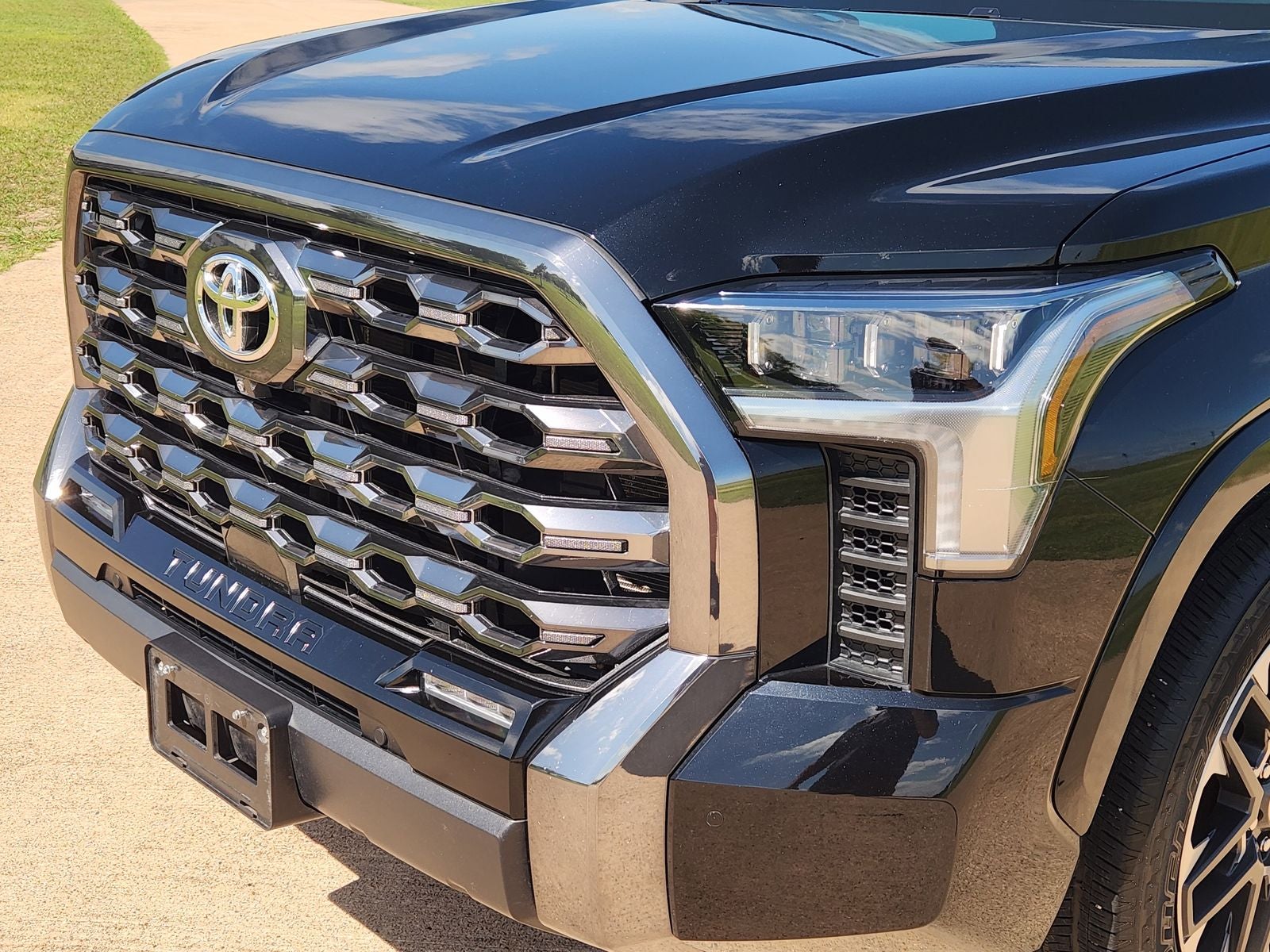 2022 Toyota Tundra Platinum