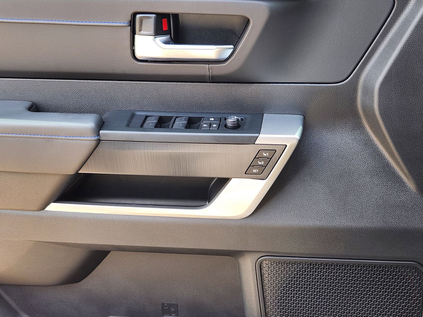 2025 Toyota Tundra 4WD Platinum