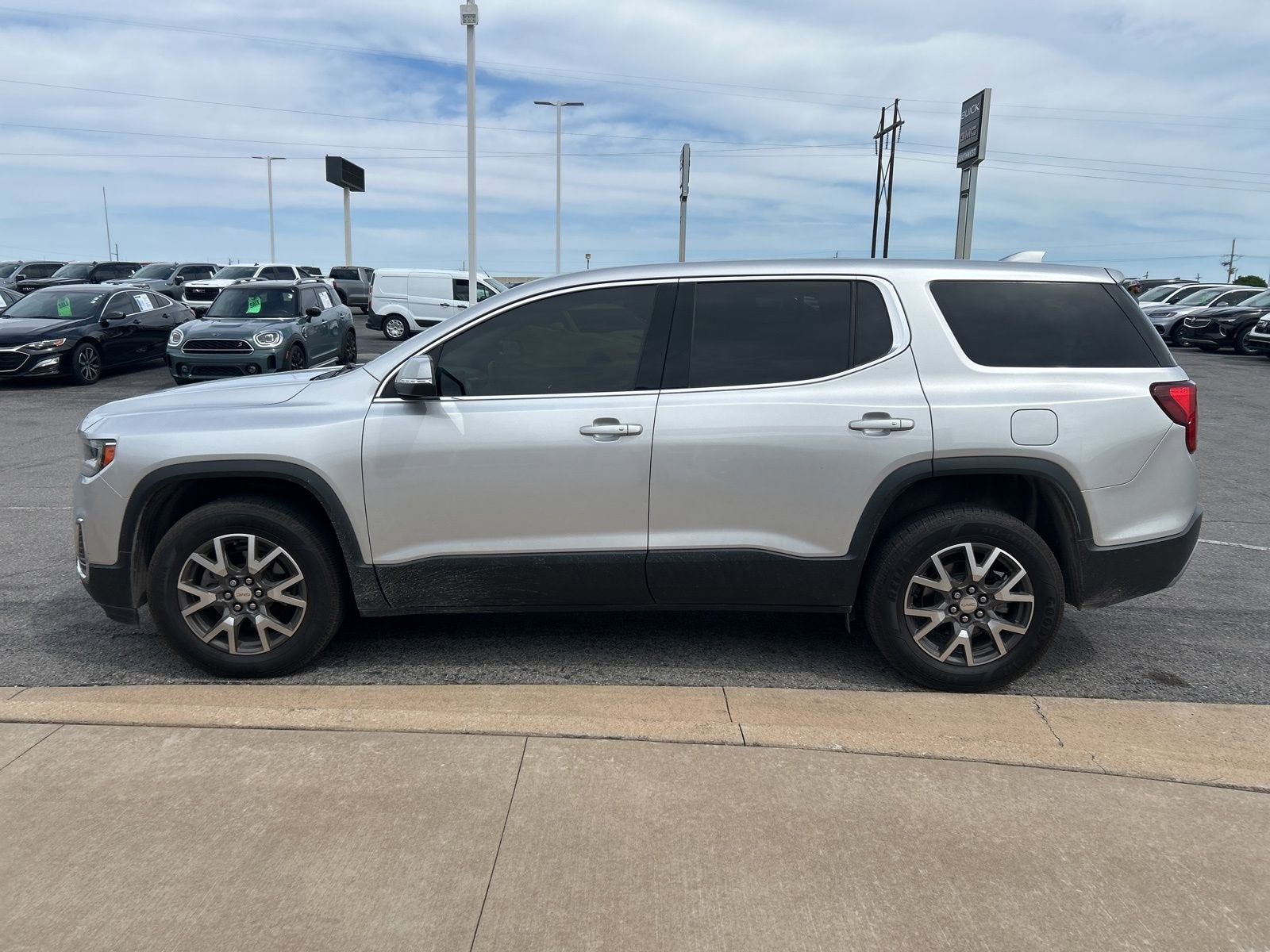 2020 GMC Acadia SLE