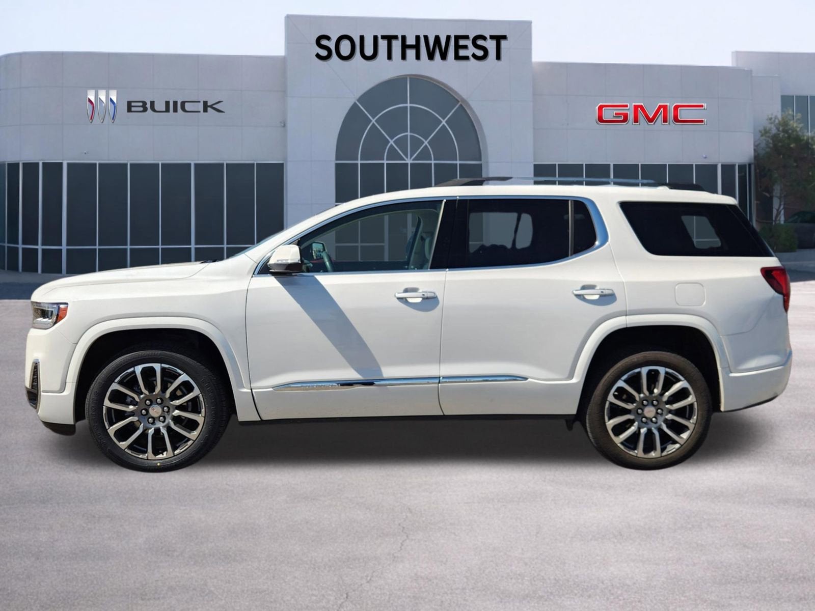 2022 GMC Acadia Denali