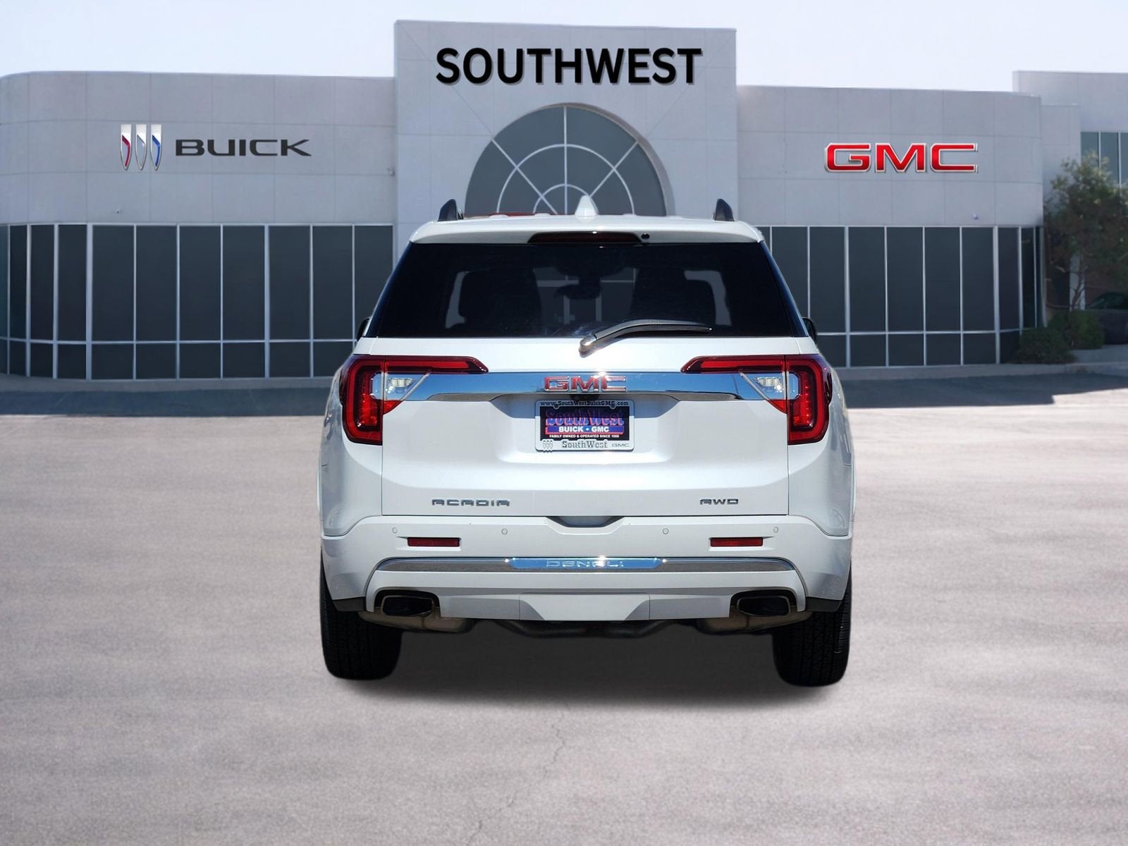 2022 GMC Acadia Denali