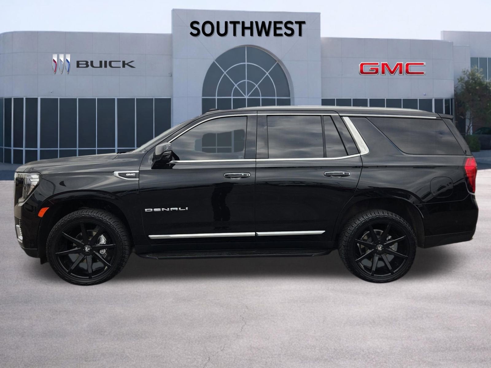 2024 GMC Yukon Denali