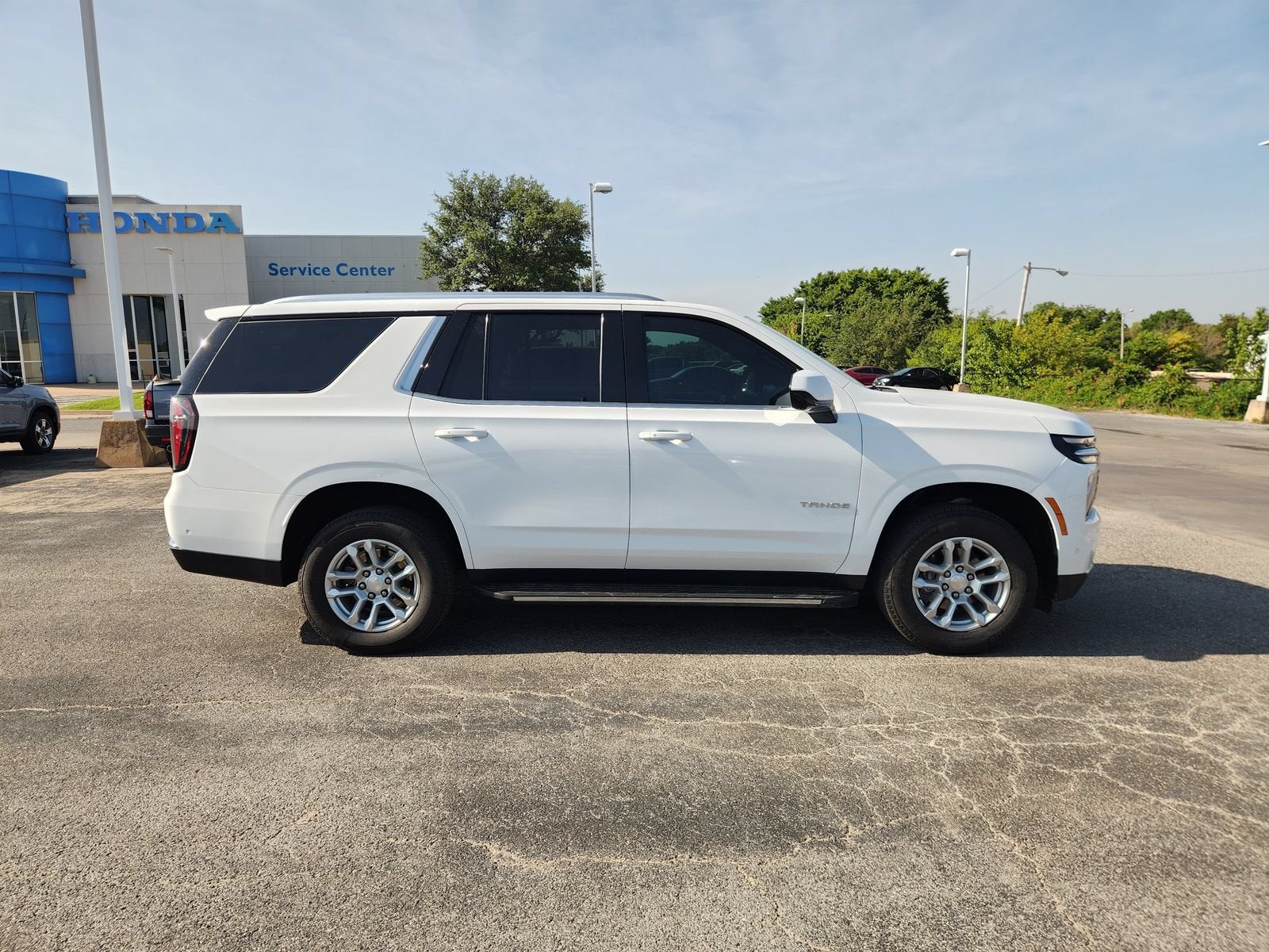 2025 Chevrolet Tahoe LS
