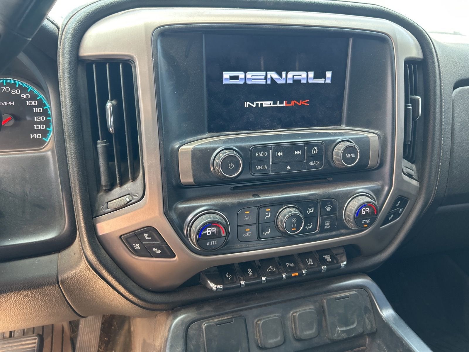 2018 GMC Sierra 2500 HD Denali