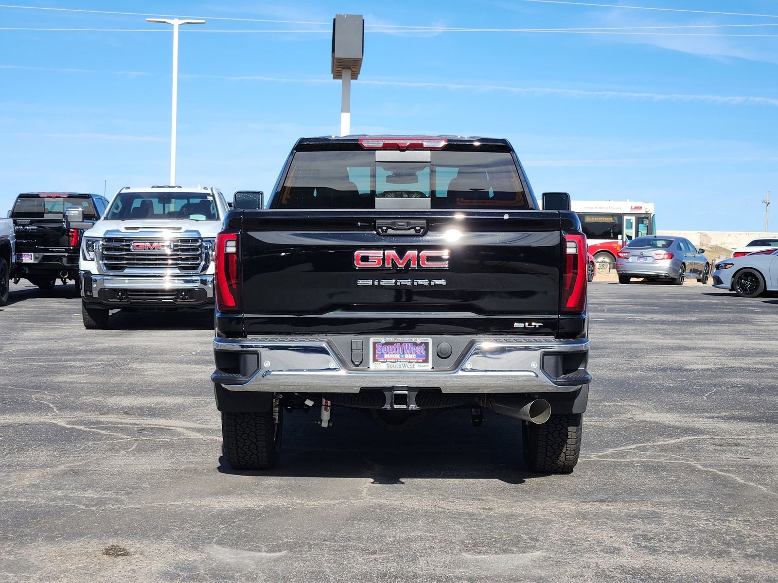 2026 GMC Sierra 2500 HD SLT