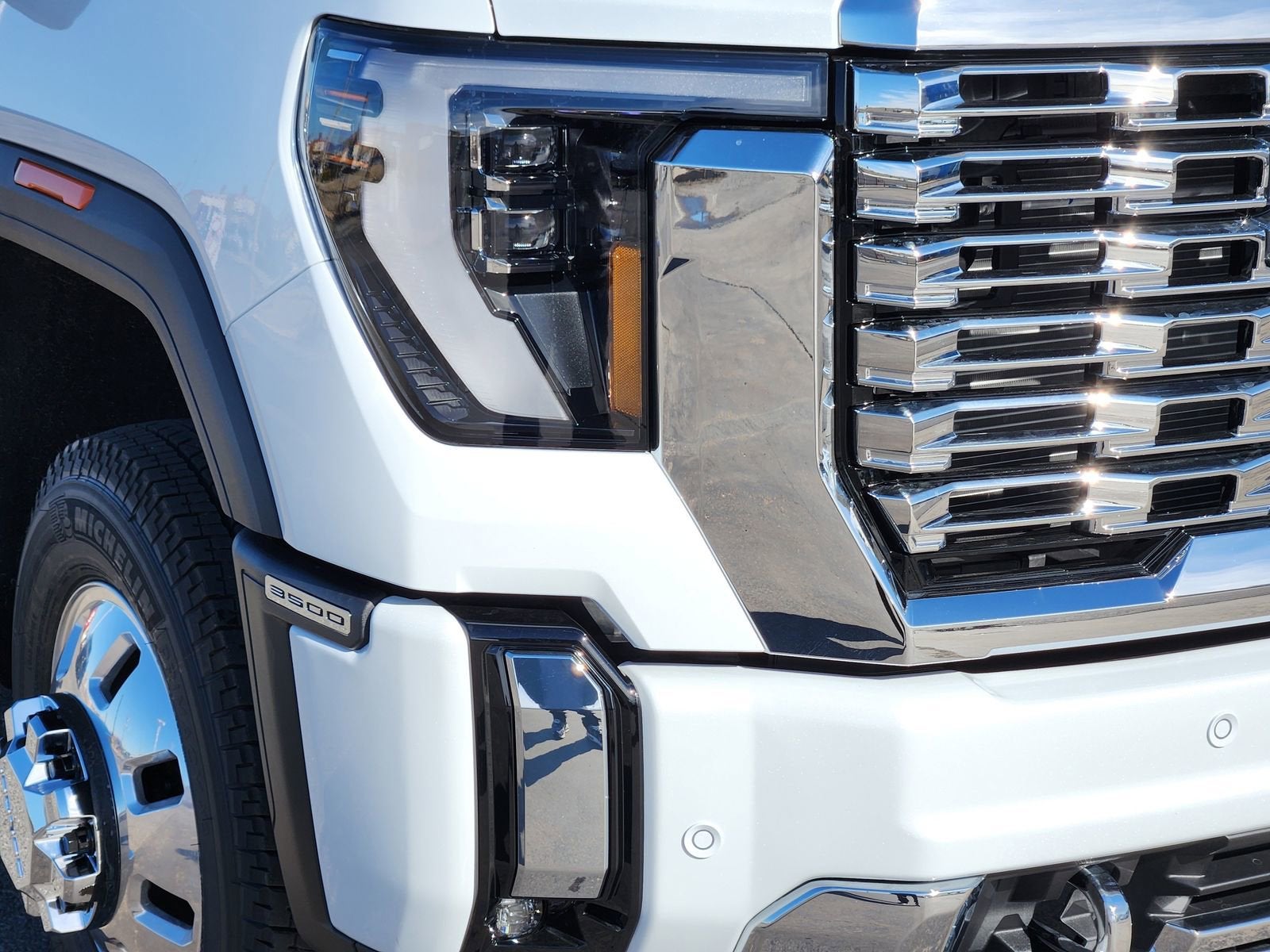 2026 GMC Sierra 3500 HD Denali DRW