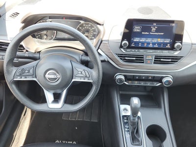 2025 Nissan Altima SV