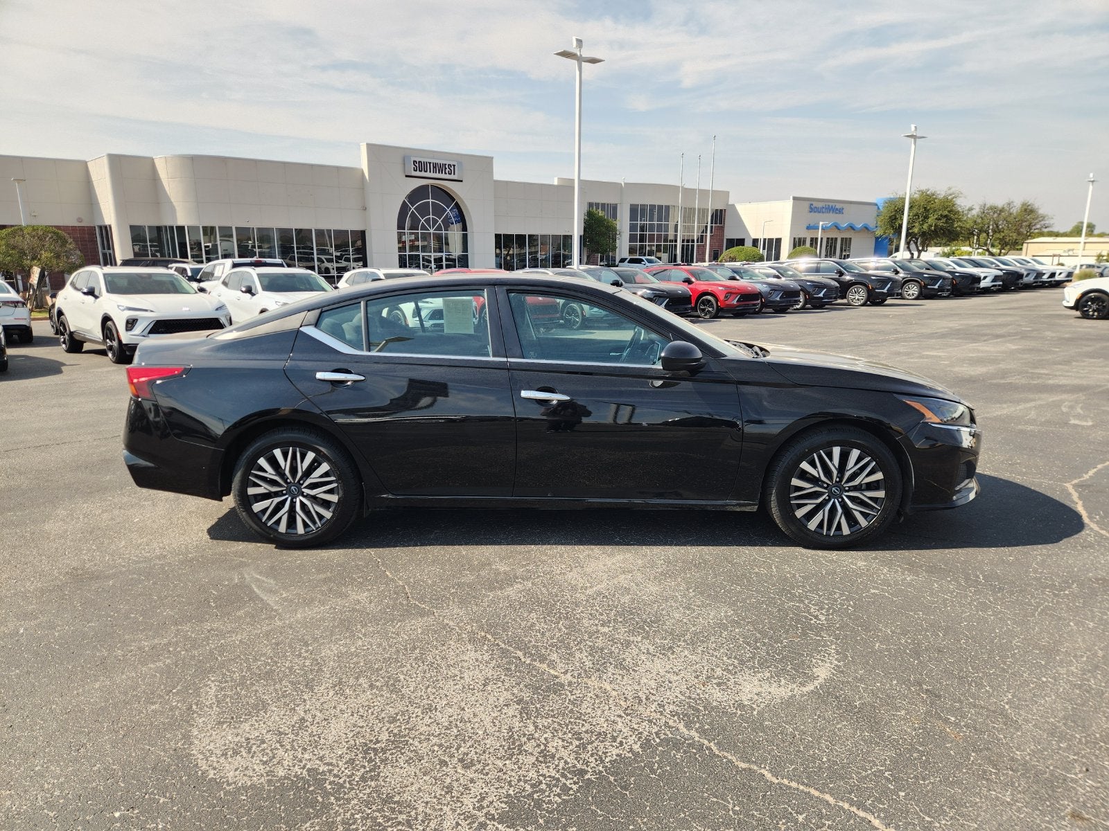 2025 Nissan Altima SV