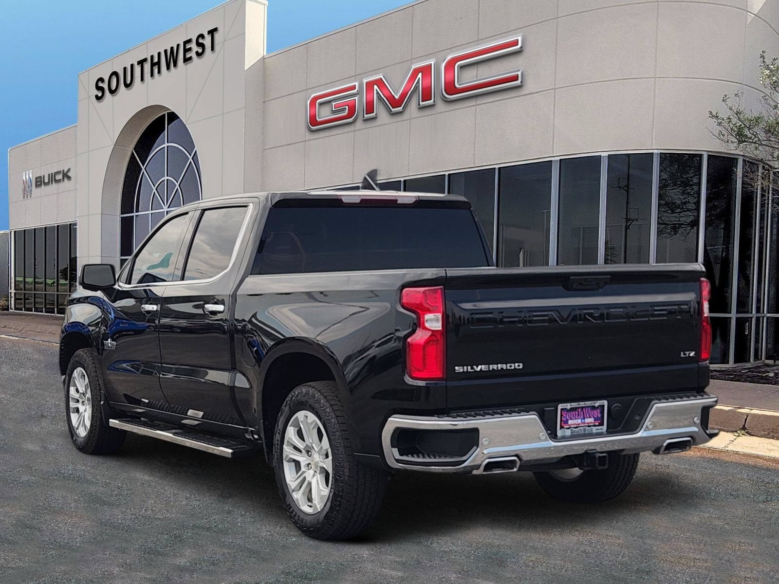 2023 Chevrolet Silverado 1500 LTZ