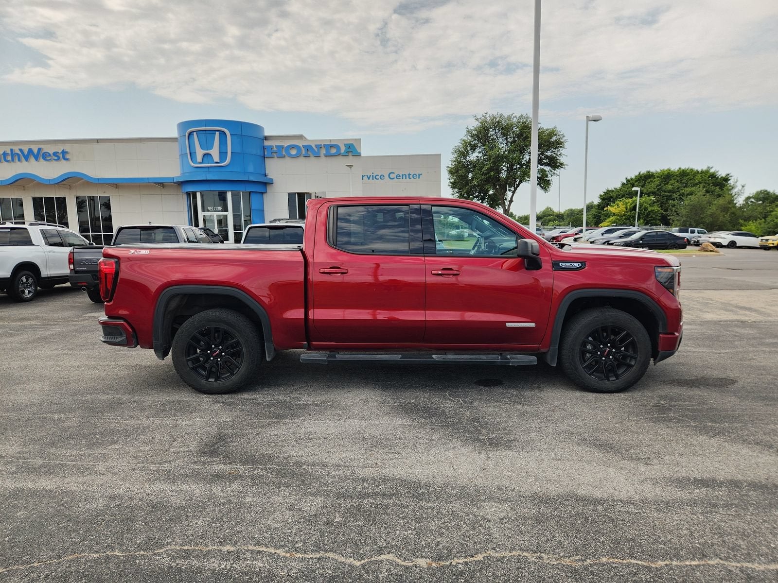 2024 GMC Sierra 1500 Elevation