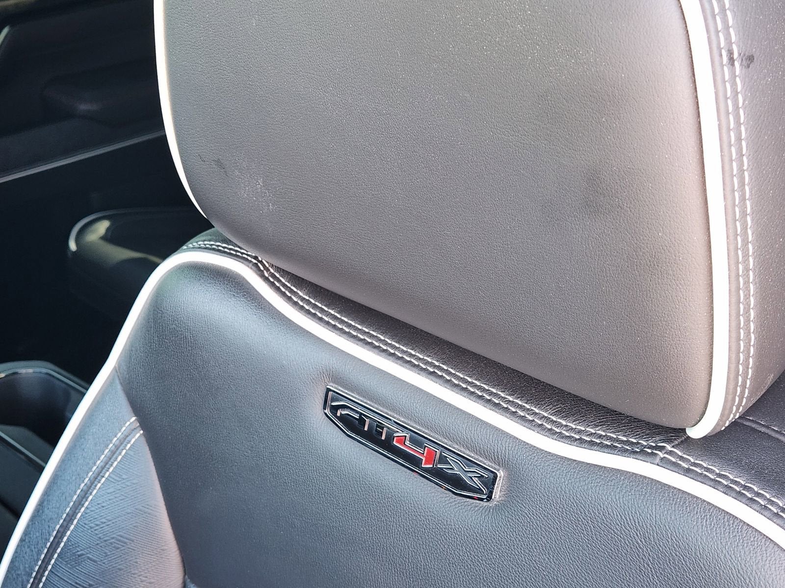 2022 GMC Sierra 1500 AT4X