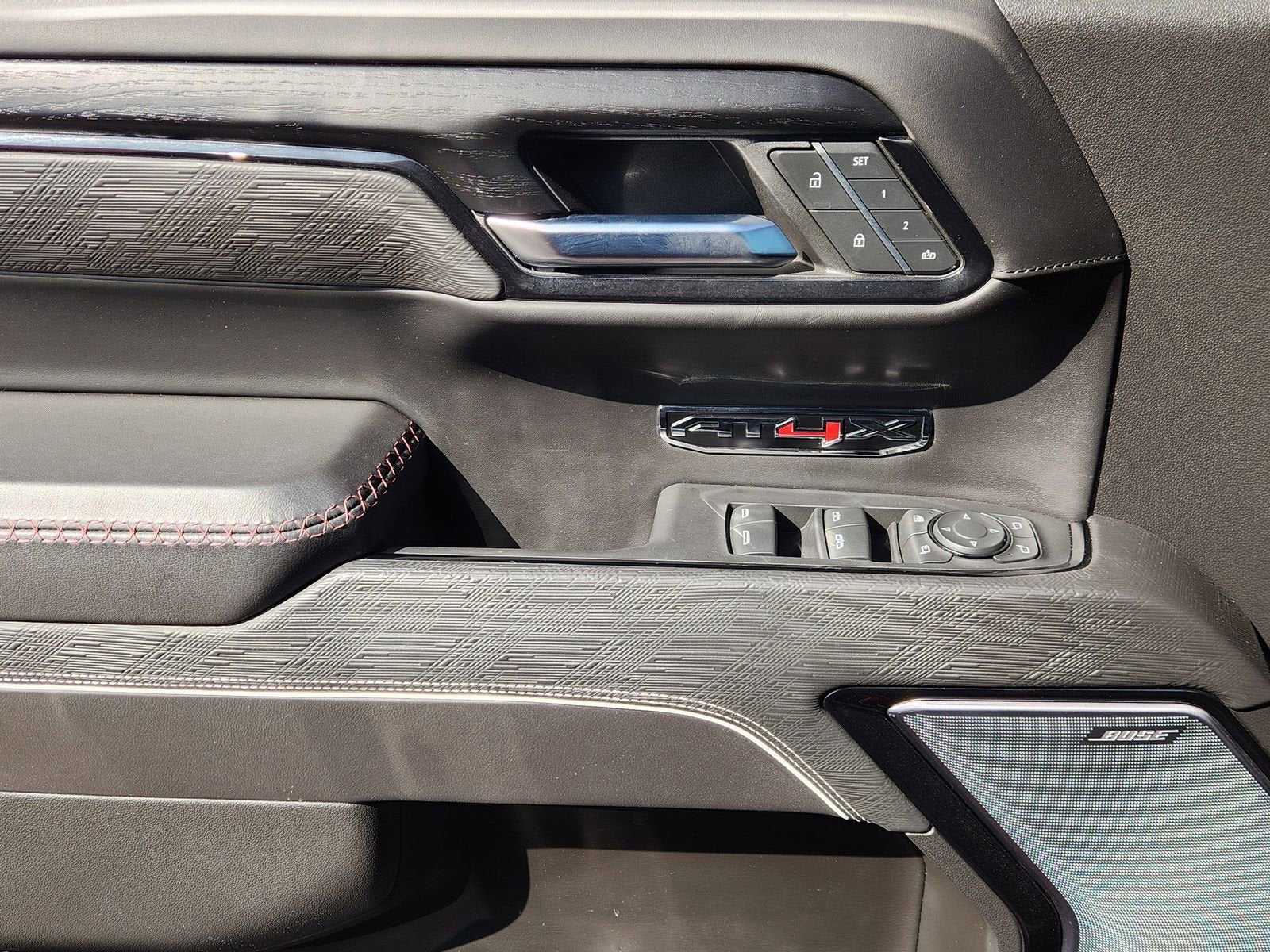 2024 GMC Sierra 1500 AT4X