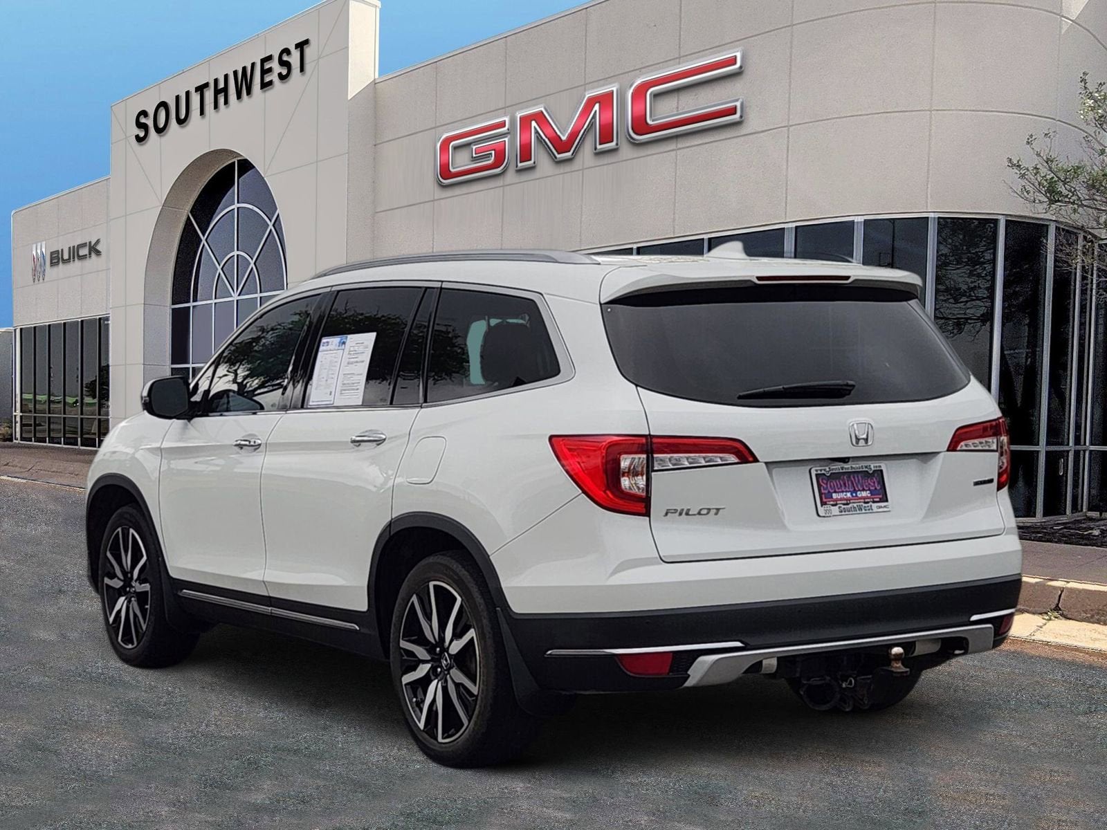 2021 Honda Pilot Touring 8-Passenger