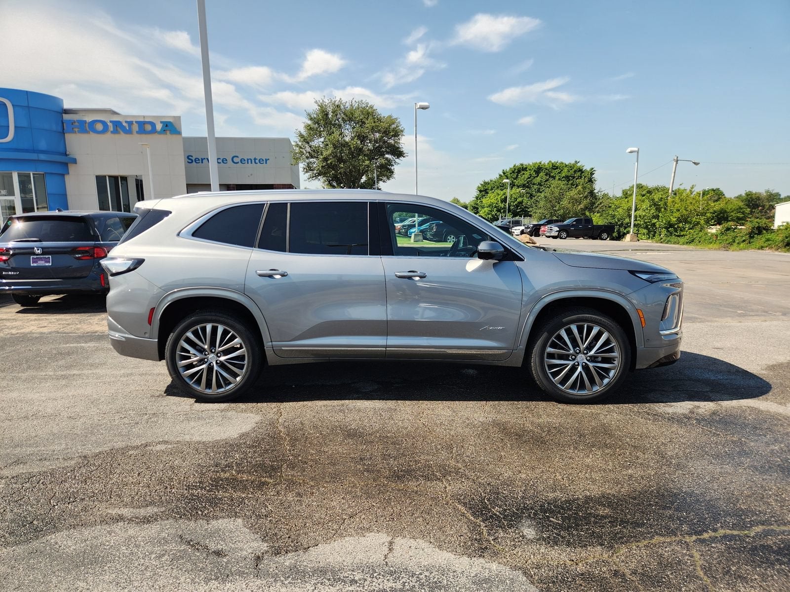 2026 Buick Enclave Avenir