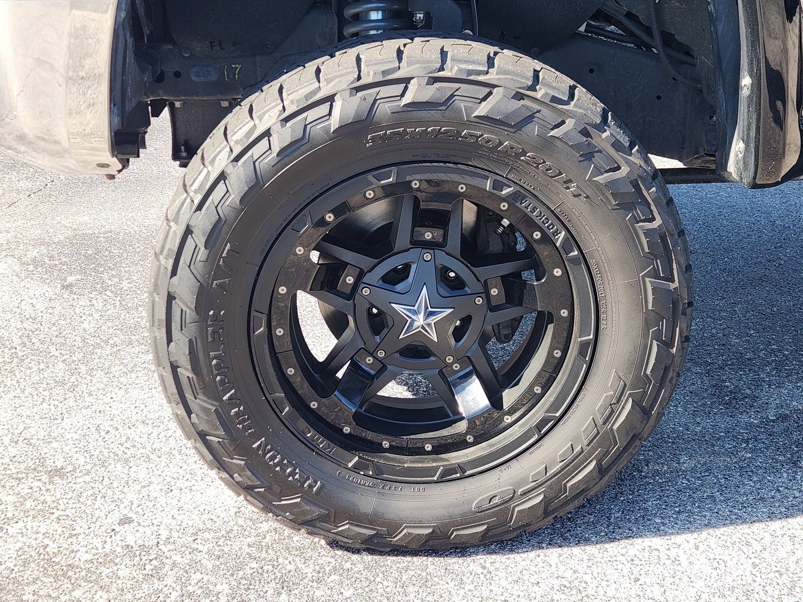 2017 Toyota Tundra 4WD Platinum