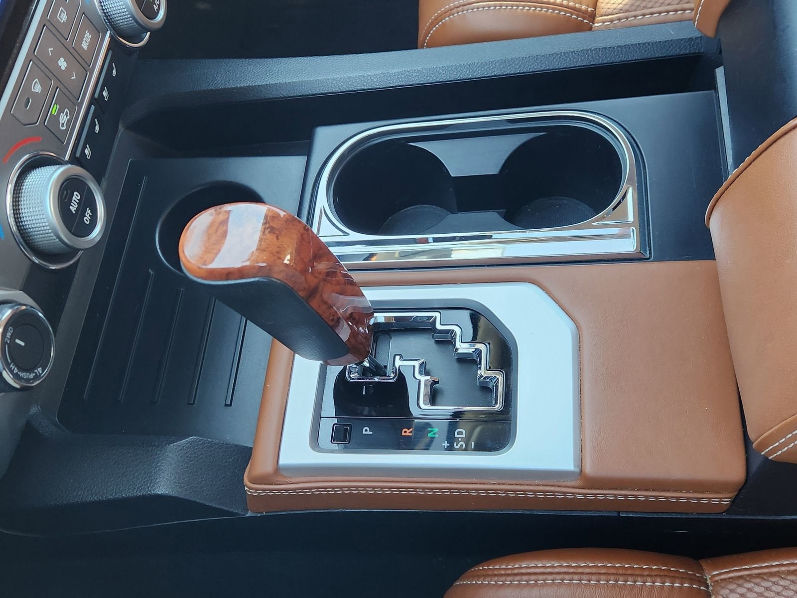 2017 Toyota Tundra 4WD Platinum