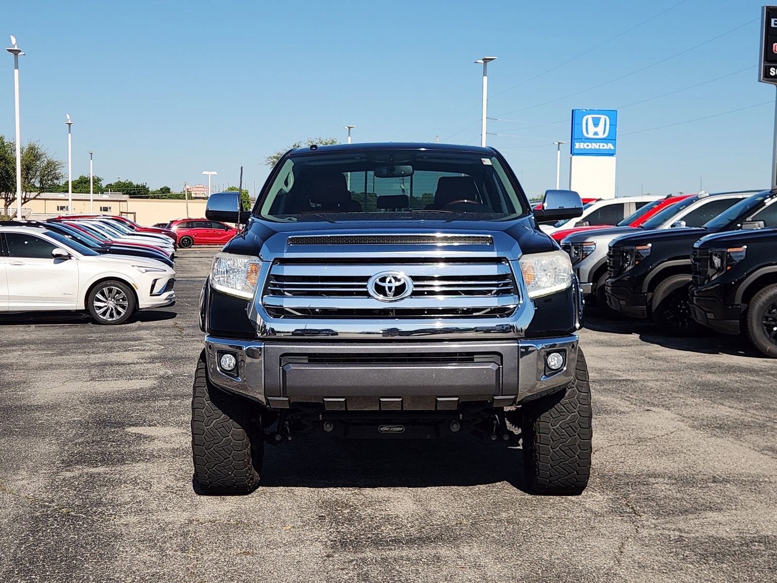 2017 Toyota Tundra 4WD Platinum