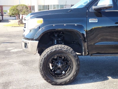 2017 Toyota Tundra 4WD Platinum