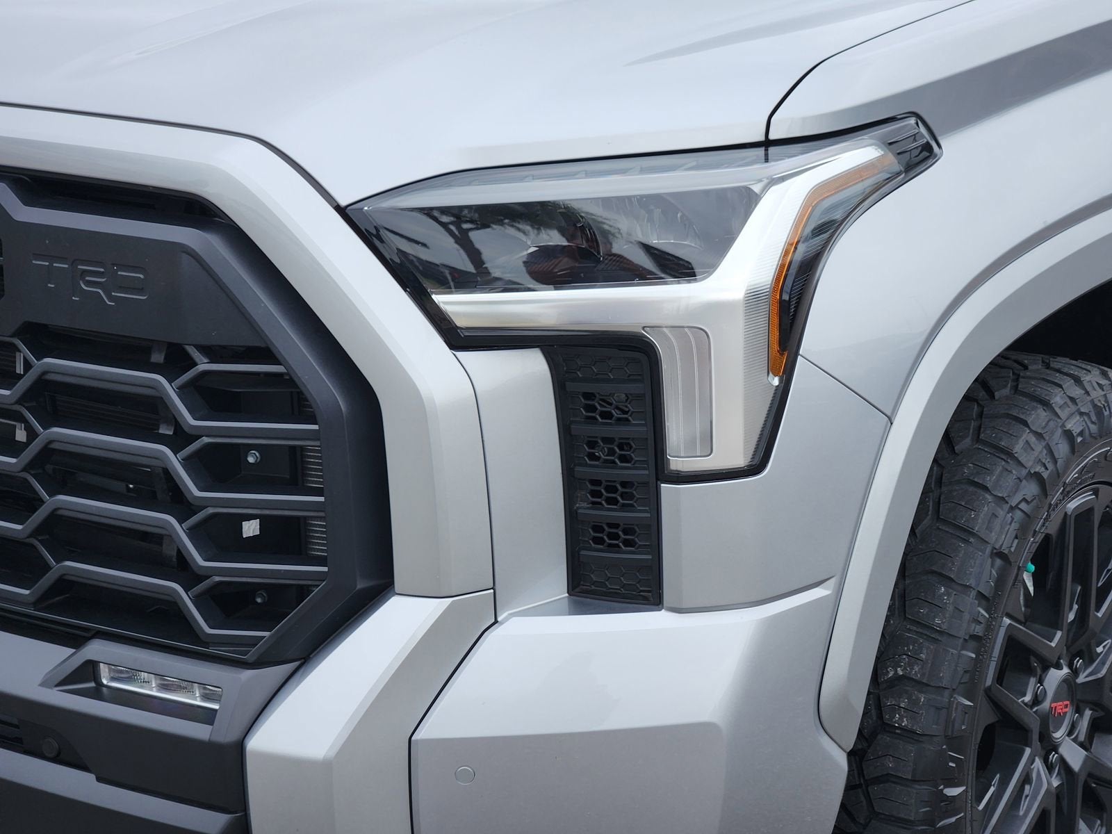 2024 Toyota Tundra 4WD SR5